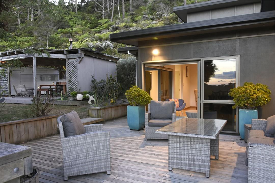 Ponga Eco-Lodge Hahei Exterior photo